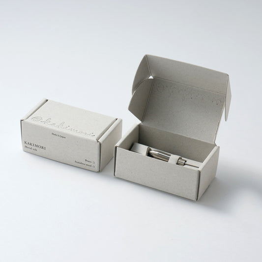 Plume métallique Kakimori — Plume à tremper en acier inoxydable pour lettrage fin, échantillons d'encre et écriture quotidienne (fabriquée au Japon)