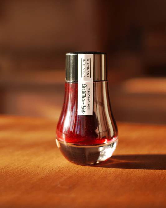 Dominant Industry Pearl 013 Christmas Red – Encre pour Stylo Plume 25ml (Paillettes Dorées)